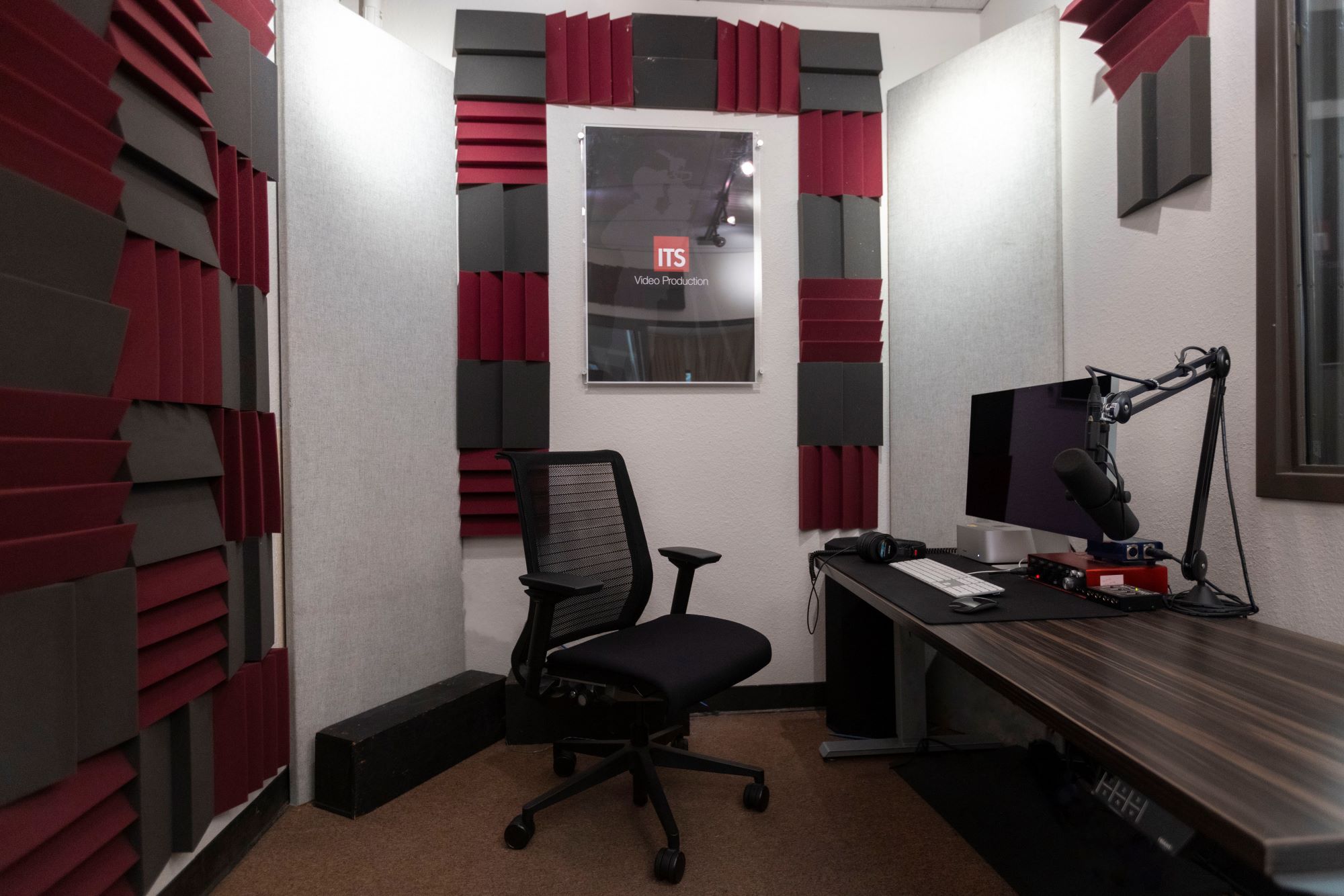 Faculty Recording Studio